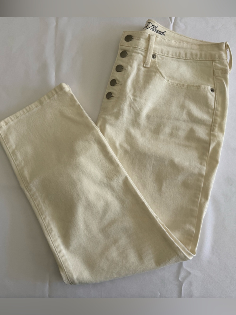 Universal Thread Cream High-Rise Jeans with Logo Waistband